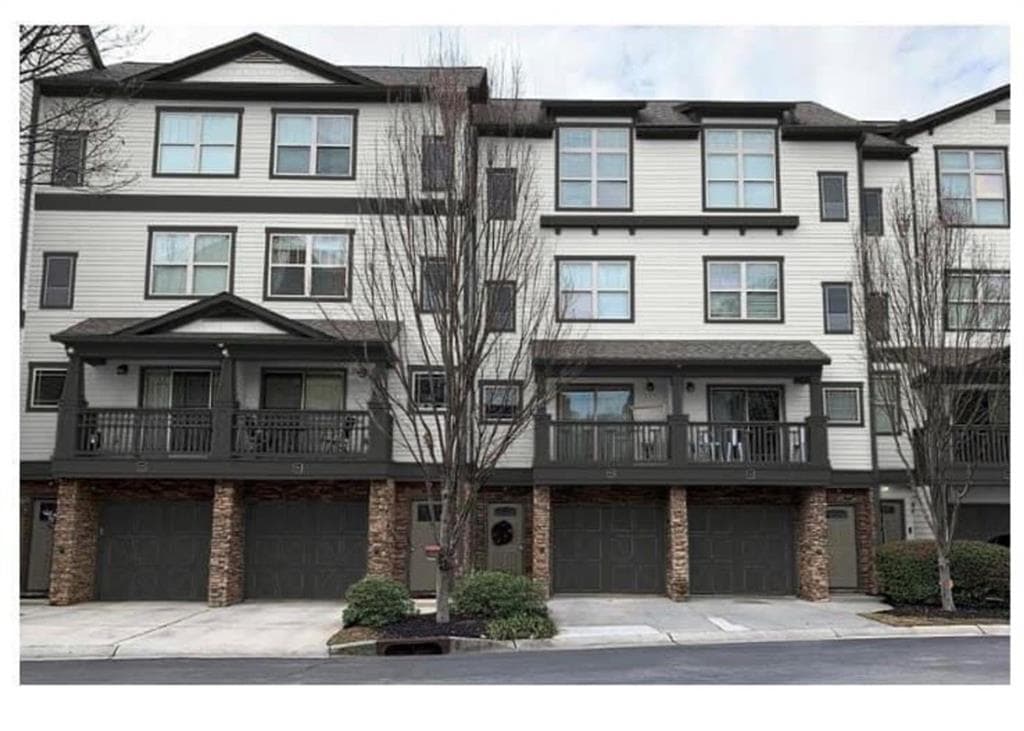 2 bedroom, 3 bathroom, 1,284 sq ft townhouse sold at 220 Semel Circle 174, Atlanta, GA 30309