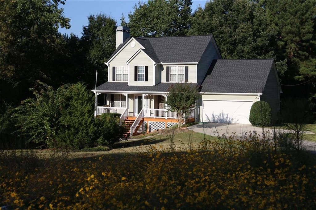 3 bedroom, 3 bathroom, 1,934 sq ft single family residence sold at 3241 Victoria Place Drive, Loganville, GA 30052