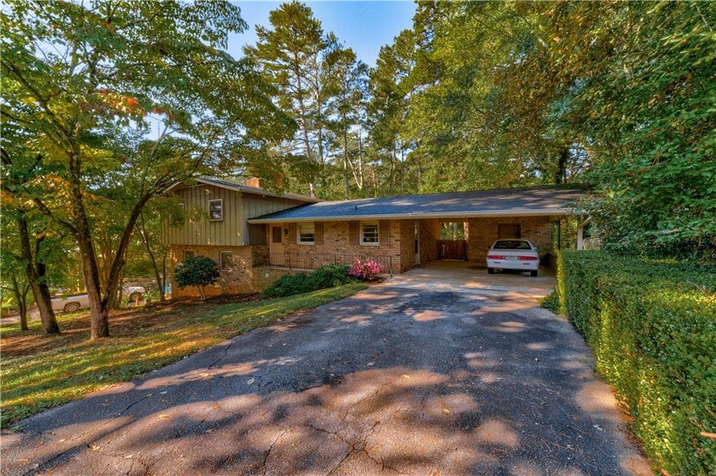 4522 Old Suwanee Road, Sugar Hill, GA 30518 — most recent listing photo