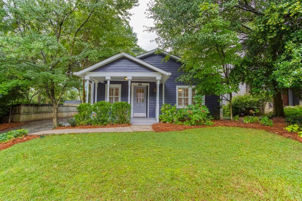 3 bedroom, 3 bathroom, 1,881 sq ft single family residence sold at 384 Deering Road, Atlanta, GA 30309
