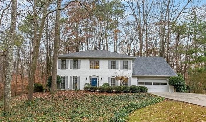 4 bedroom, 3 bathroom, 2,678 sq ft single family residence sold at 3468 Johnson Ferry Road, Roswell, GA 30075
