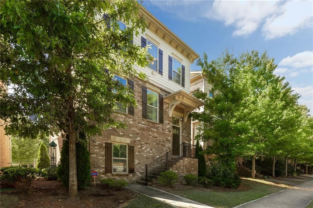 3 bedroom, 4 bathroom, 2,500 sq ft single family residence sold at 791 Park Manor Drive, Smyrna, GA 30082