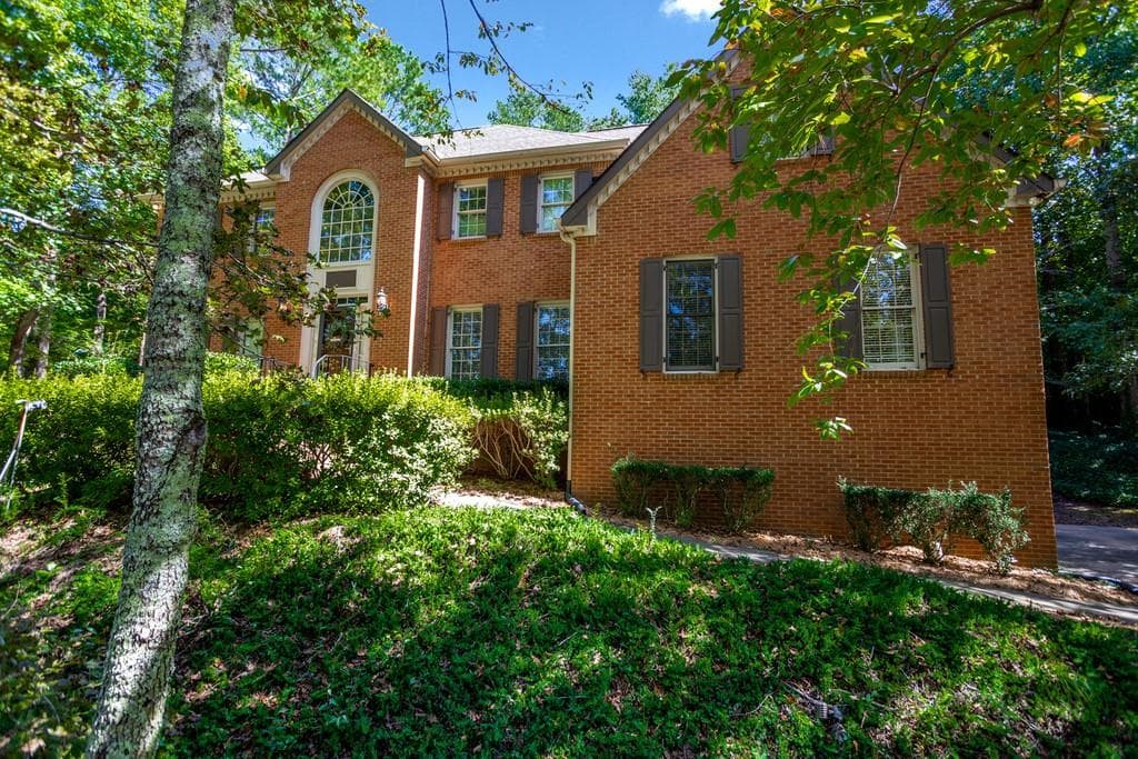 710 Old Park Place, Roswell, GA 30075 — most recent listing photo