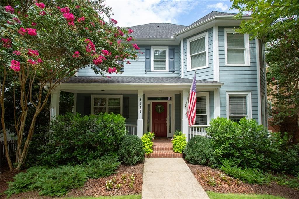 3 bedroom, 3 bathroom, 2,280 sq ft single family residence sold at 2135 La Dawn Lane, Atlanta, GA 30318
