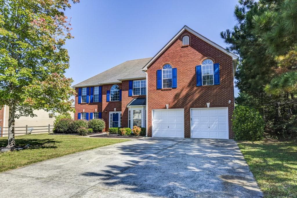 5 bedroom, 3 bathroom, 3,344 sq ft single family residence sold at 2999 Kings Glen Trail, Decatur, GA 30034