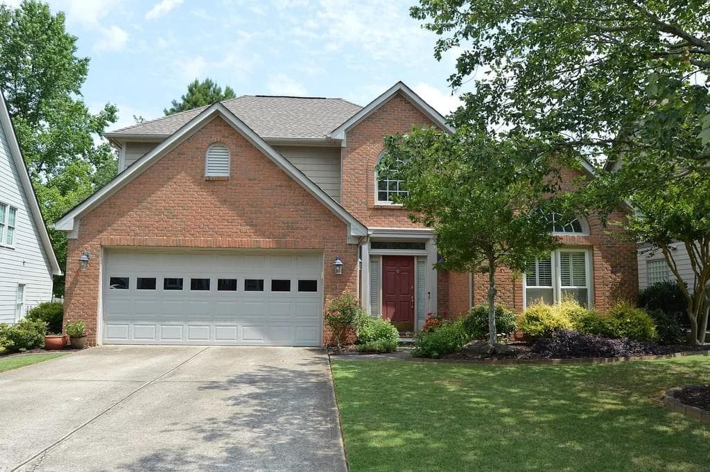 3 bedroom, 3 bathroom, 2,330 sq ft single family residence sold at 2440 Cape Sable Drive, Marietta, GA 30066