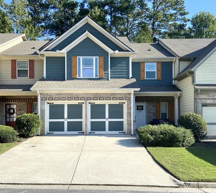 219 Brownstone Circle 24, Marietta, GA 30008 — most recent listing photo