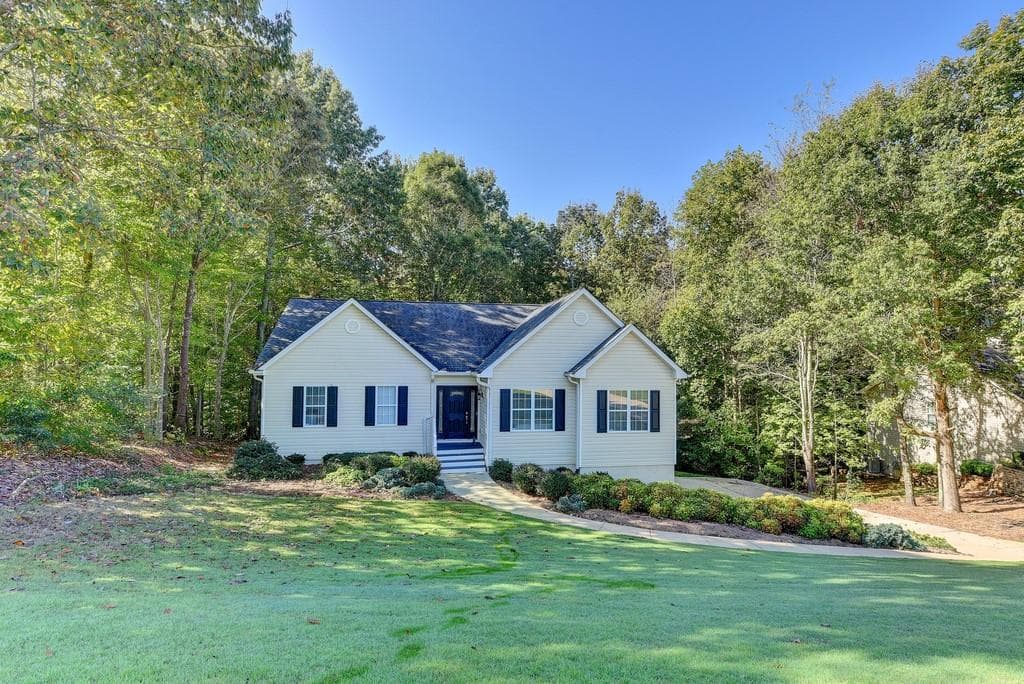 6380 Countryland Drive, Dawsonville, GA 30534 — most recent listing photo