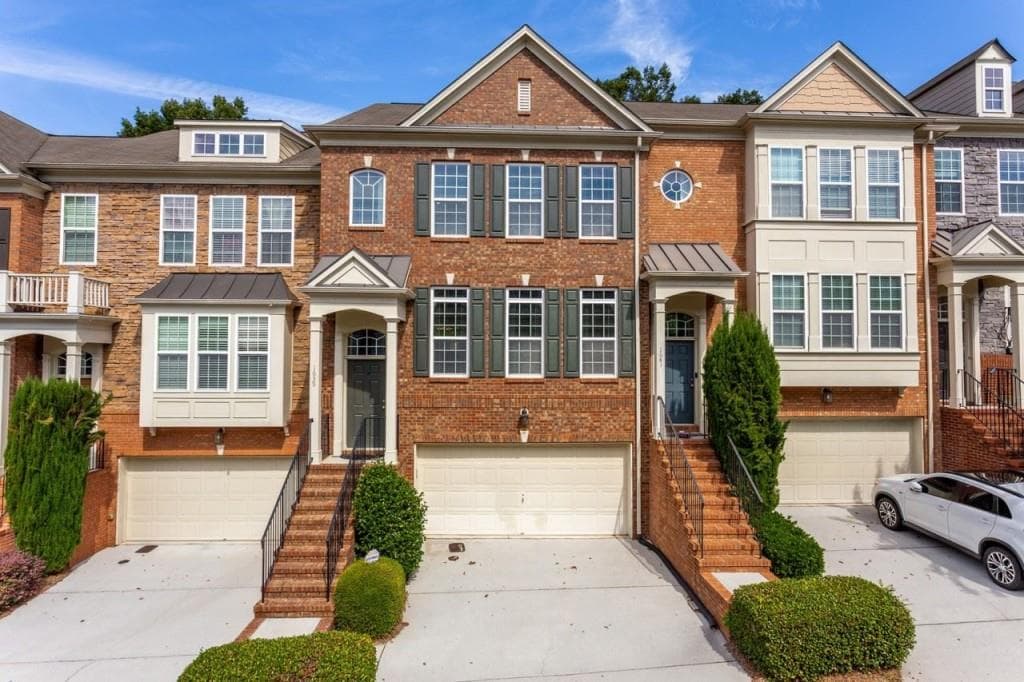 3 bedroom, 4 bathroom, 2,382 sq ft townhouse sold at 1639 Wehunt Place, Smyrna, GA 30082