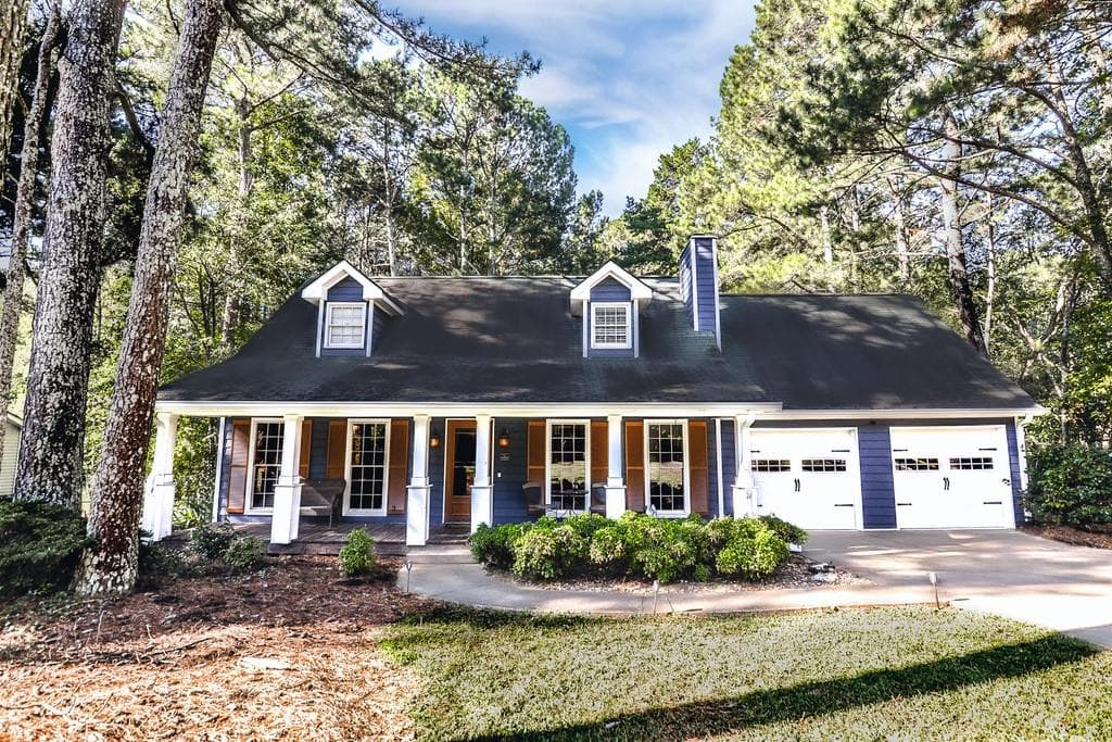 4 bedroom, 2 bathroom, 1,576 sq ft single family residence sold at 2482 Trellis Court, Suwanee, GA 30024