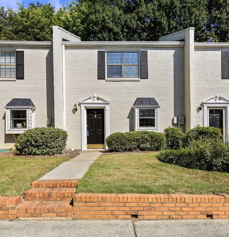 2 bedroom, 3 bathroom, 1,330 sq ft townhouse sold at 1771 Defoor Avenue B, Atlanta, GA 30318