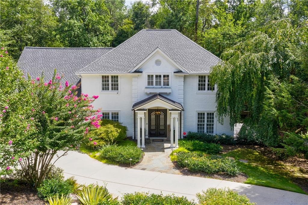 5 bedroom, 4 bathroom single family residence sold at 2890 Springview Court, Atlanta, GA 30339