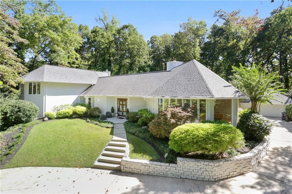 4 bedroom, 5 bathroom, 4,625 sq ft single family residence sold at 30 Chevaux Court, Atlanta, GA 30342