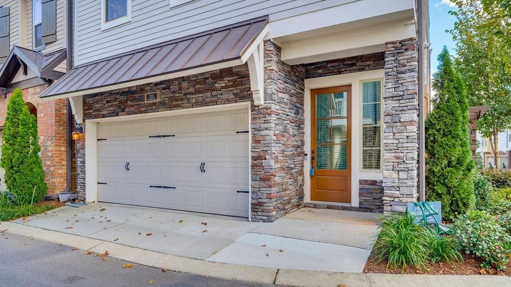 200 Dellwood Drive, Smyrna, GA 30080 — most recent listing photo