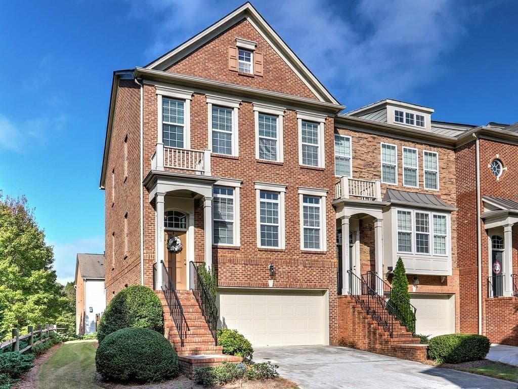 4726 Wehunt Trail, Smyrna, GA 30082 — most recent listing photo