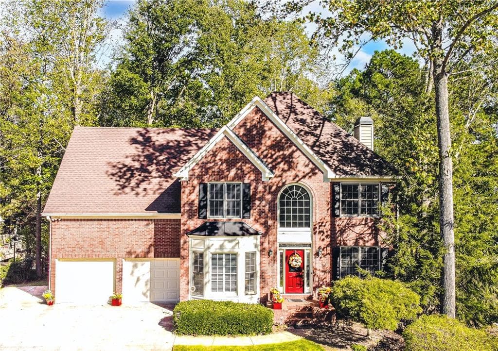 5 bedroom, 4 bathroom, 3,816 sq ft single family residence sold at 3204 Eagle Watch Drive, Woodstock, GA 30189