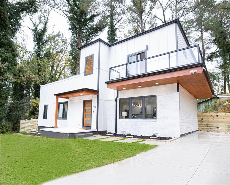 4 bedroom, 4 bathroom, 2,400 sq ft single family residence sold at 2150 Beecher Road, Atlanta, GA 30311