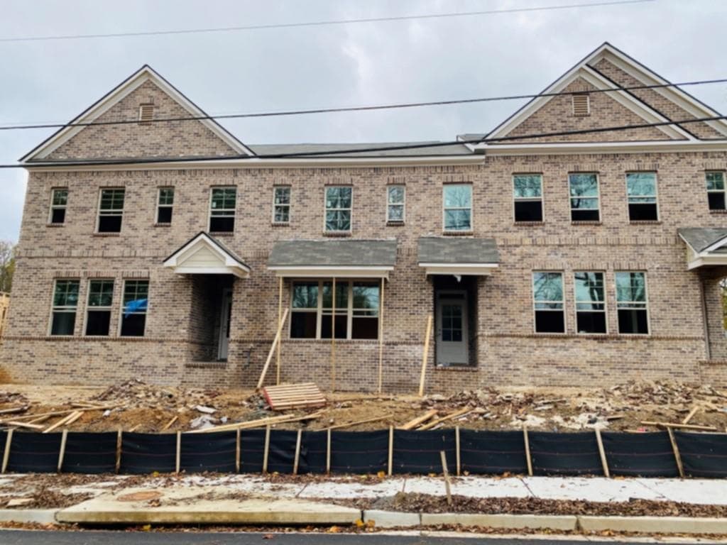 3 bedroom, 3 bathroom, 2,040 sq ft townhouse sold at 4899 Mountain Rose Walk, Buford, GA 30518