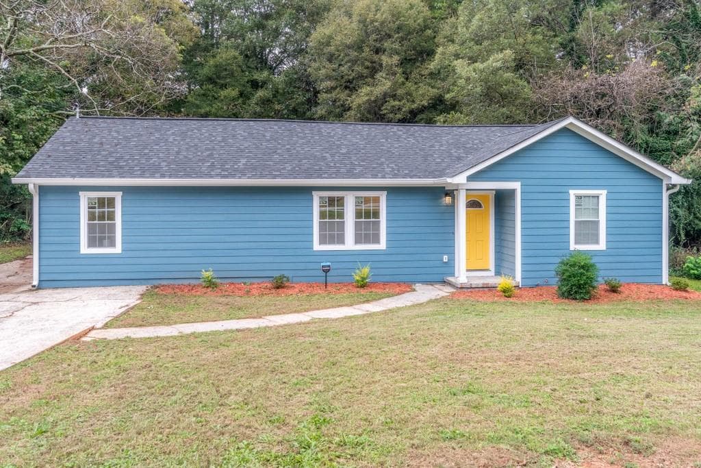 3 bedroom, 2 bathroom, 1,562 sq ft single family residence sold at 1535 Ridgewood Lane, Atlanta, GA 30311