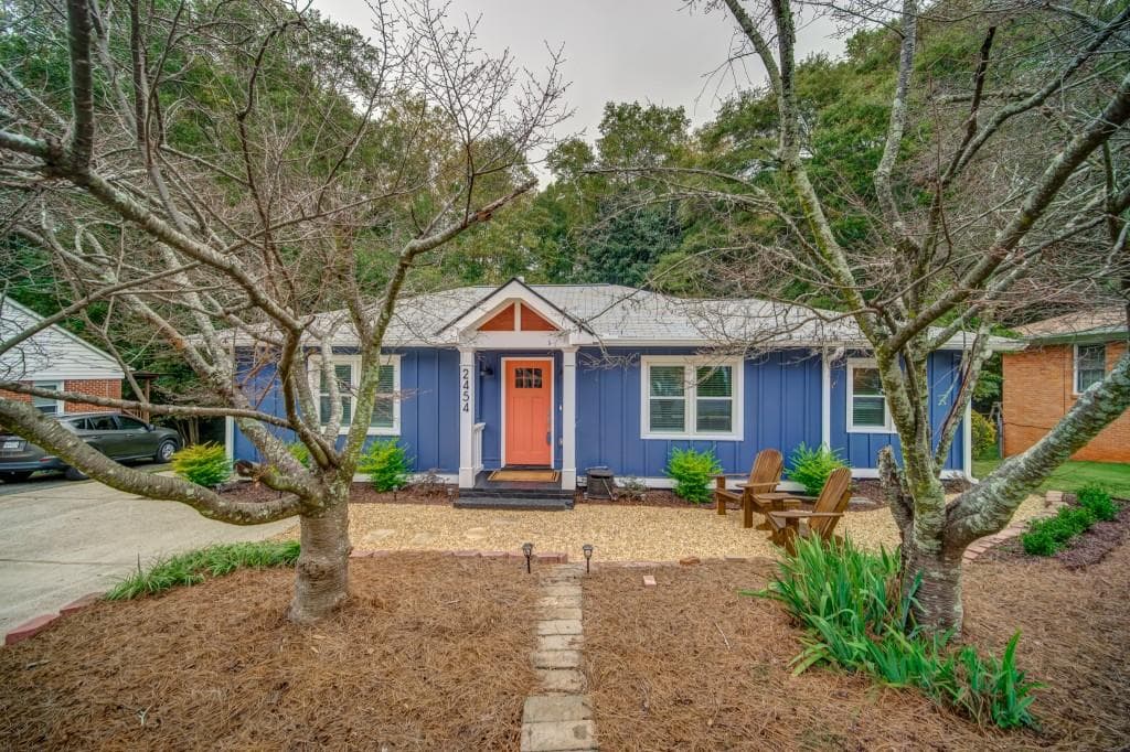 3 bedroom, 2 bathroom, 1,588 sq ft single family residence sold at 2454 Glendale Circle, Smyrna, GA 30080