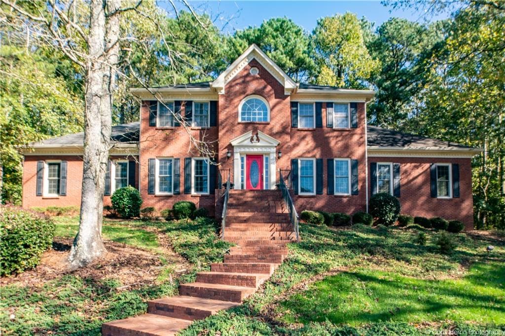 1595 Kings Crossing, Smoke Rise, GA 30087 — most recent listing photo