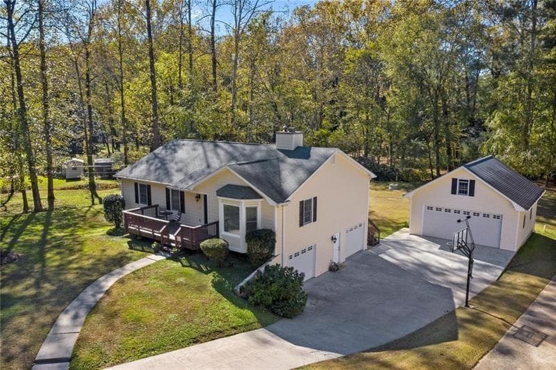 3 bedroom, 2 bathroom, 1,450 sq ft single family residence sold at 1036 Hedge Lane, Marietta, GA 30066