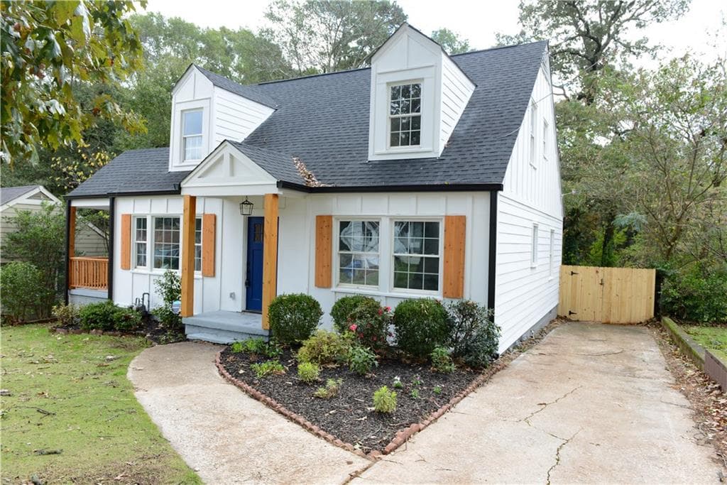 4 bedroom, 3 bathroom, 1,579 sq ft single family residence sold at 408 Deckner Avenue, Atlanta, GA 30310