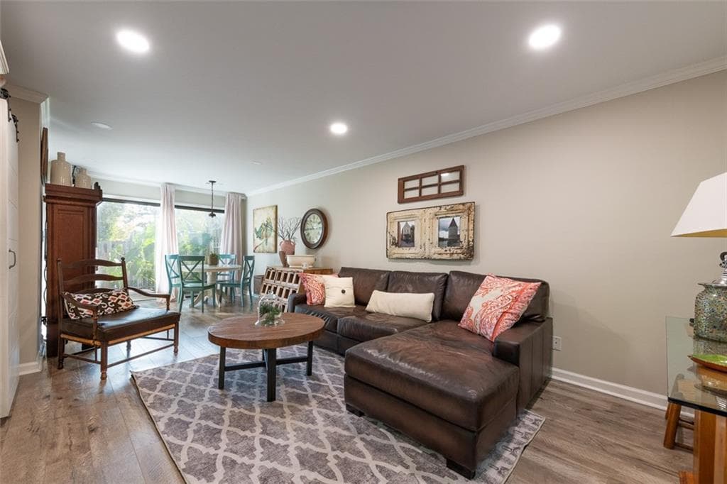 2 bedroom, 2 bathroom, 1,040 sq ft townhouse sold at 2391 Farmstead Circle, Smyrna, GA 30080