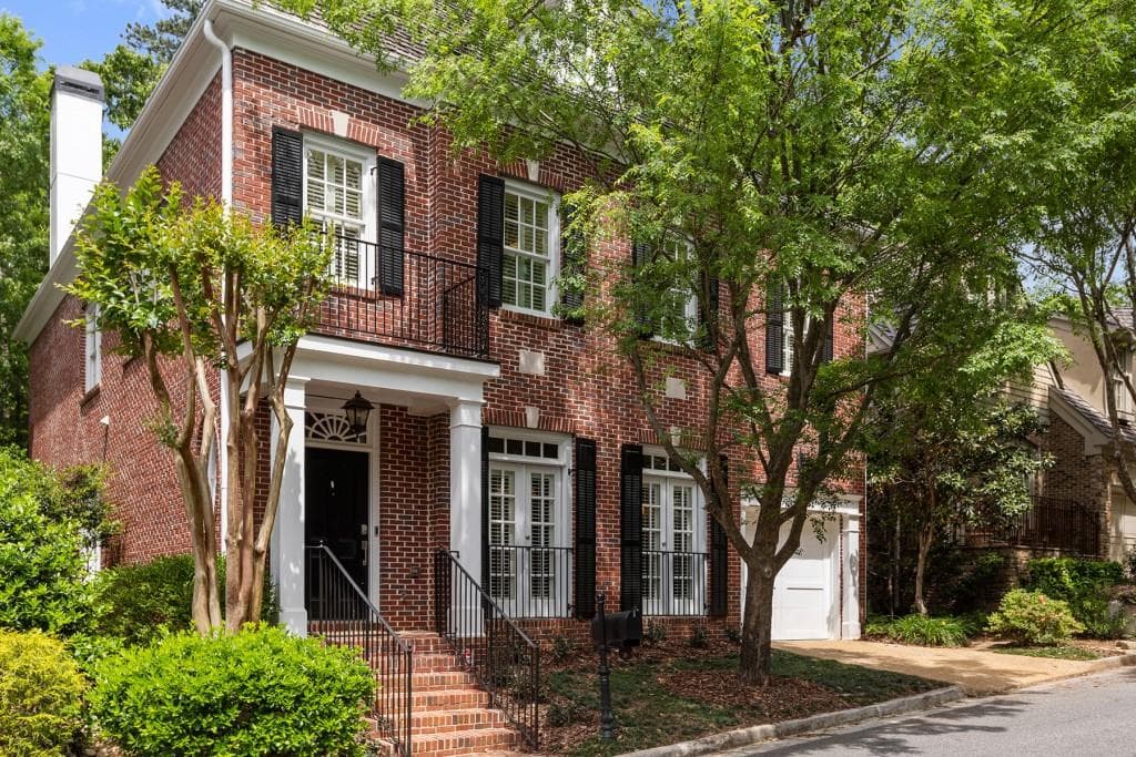 4 bedroom, 5 bathroom, 4,208 sq ft single family residence sold at 30 Conifer Park Lane, Atlanta, GA 30342