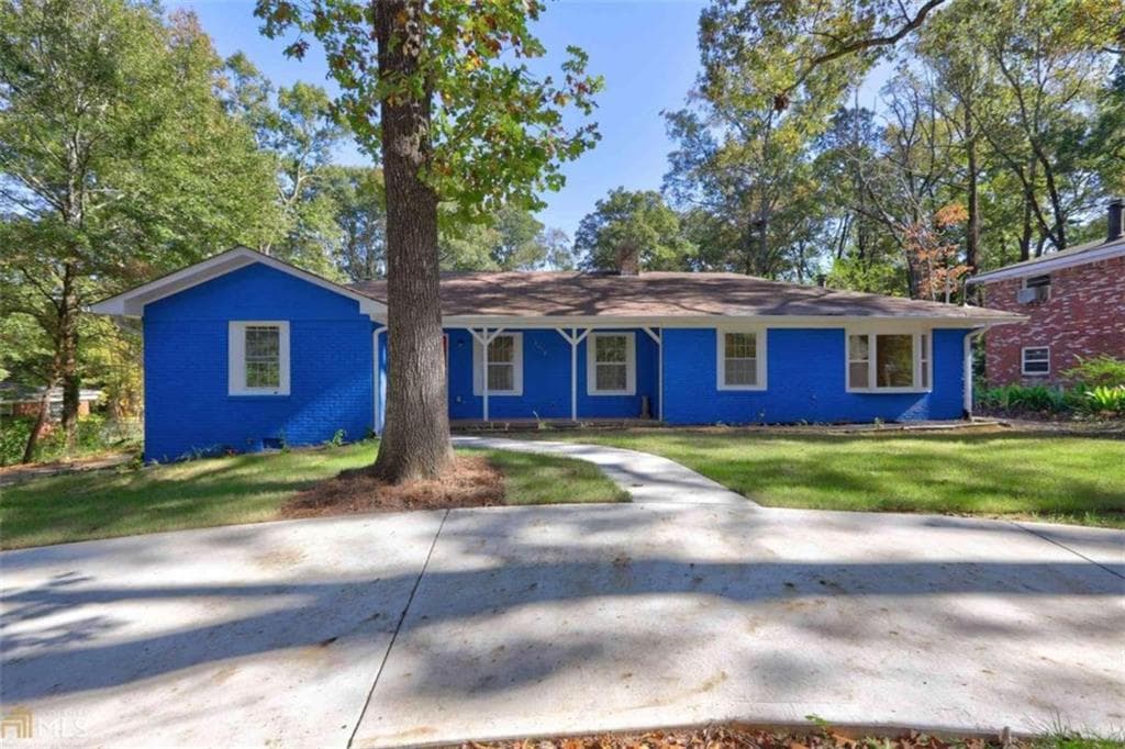 3 bedroom, 2 bathroom single family residence sold at 1618 North Columbia Place, Decatur, GA 30032