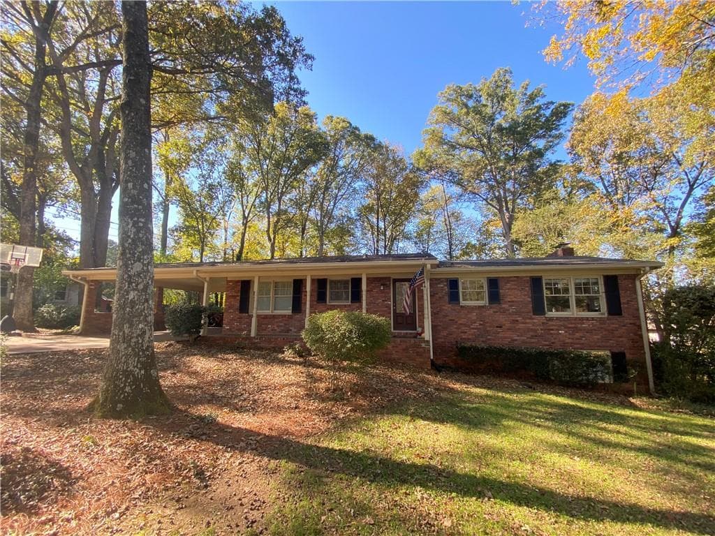 3 bedroom, 2 bathroom, 1,535 sq ft single family residence sold at 190 Wavetree Drive, Roswell, GA 30075