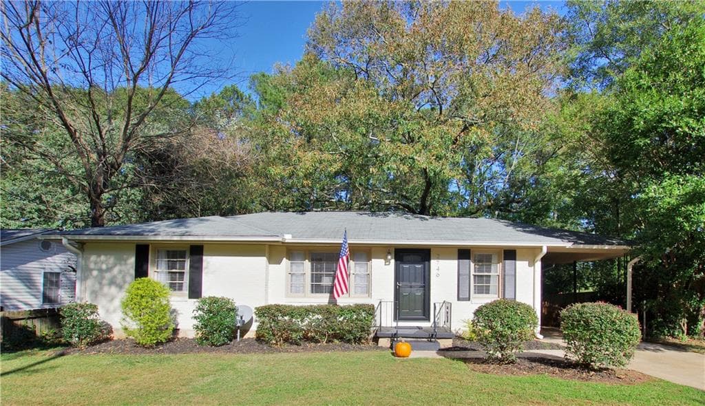 3 bedroom, 1 bathroom, 1,135 sq ft single family residence sold at 2746 Harrington Drive, Decatur, GA 30033