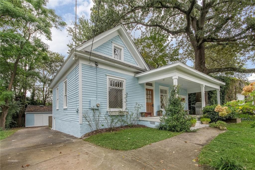 2 bedroom, 1 bathroom, 1,268 sq ft single family residence sold at 901 Morris Street, Atlanta, GA 30318