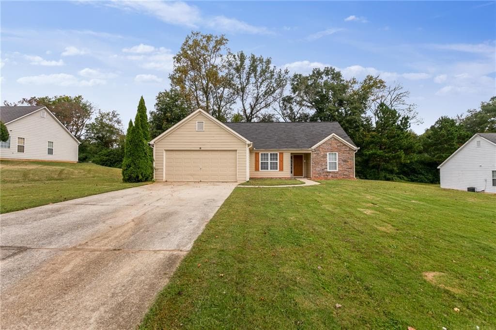 3 bedroom, 2 bathroom, 1,444 sq ft single family residence sold at 698 Beranda Circle, Douglasville, GA 30134