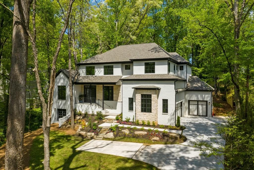 5 bedroom, 6 bathroom, 6,175 sq ft single family residence sold at 1447 Peachtree Battle Avenue, Atlanta, GA 30327