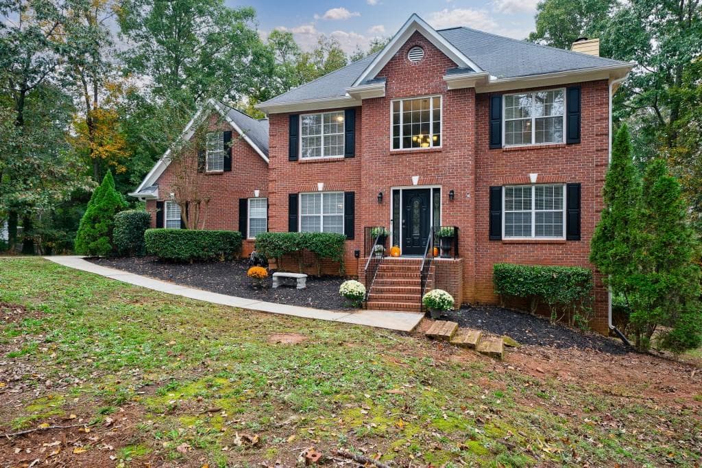 5 bedroom, 4 bathroom, 3,133 sq ft single family residence sold at 4120 N Laurel Grove Road, Douglasville, GA 30135