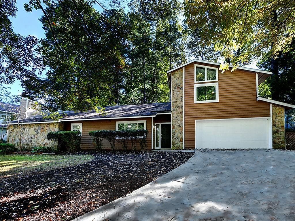 896 FAWN Way, Marietta, GA 30068 — most recent listing photo