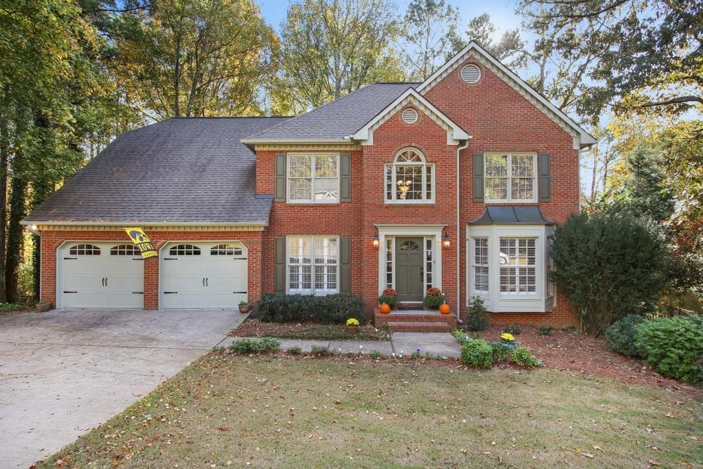 5 bedroom, 3 bathroom, 3,620 sq ft single family residence sold at 5827 Fairwood Walk, Acworth, GA 30101