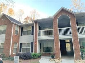 2 bedroom, 2 bathroom condominium sold at 102 Streamside Drive, Roswell, GA 30076