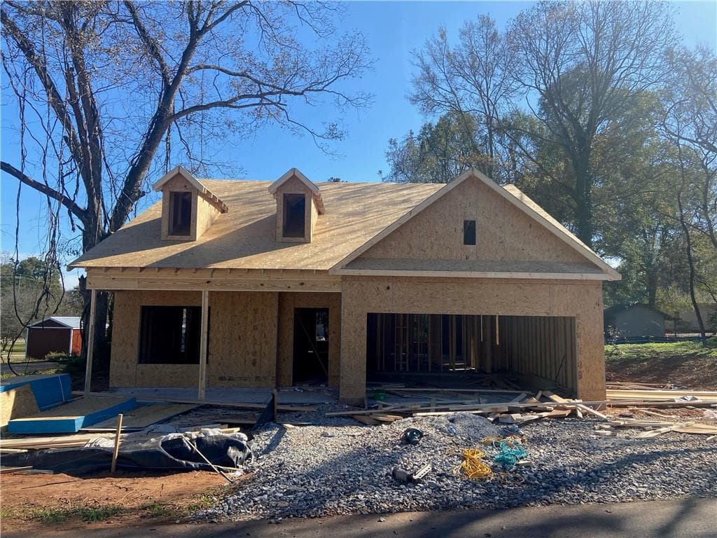 3 bedroom, 2 bathroom single family residence sold at 47 Hoke Street, Maysville, GA 30558