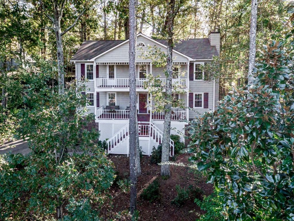 4 bedroom, 3 bathroom, 2,345 sq ft single family residence sold at 2578 N Arbor Trail, Marietta, GA 30066
