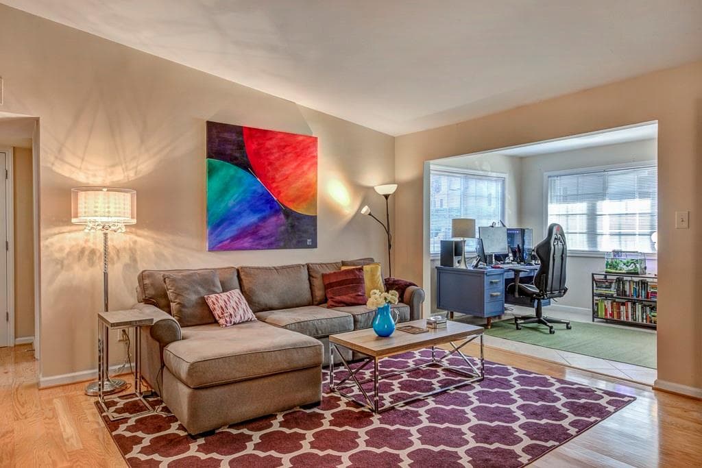 2 bedroom, 2 bathroom, 1,392 sq ft condominium sold at 1468 Briarwood Road 1004, Brookhaven, GA 30319