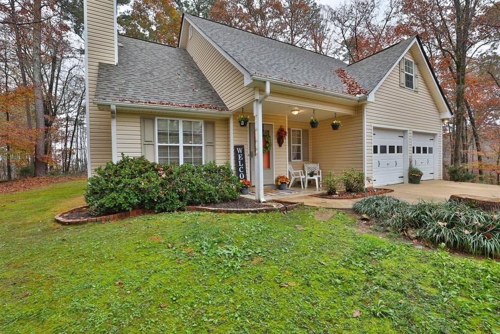 174 Holts Court, Dawsonville, GA 30534 — most recent listing photo