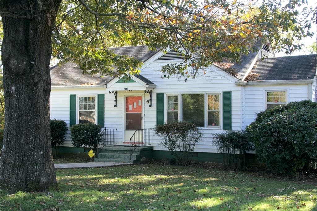 2 bedroom, 1 bathroom, 1,062 sq ft single family residence sold at 244 Hilltop Drive, Atlanta, GA 30315