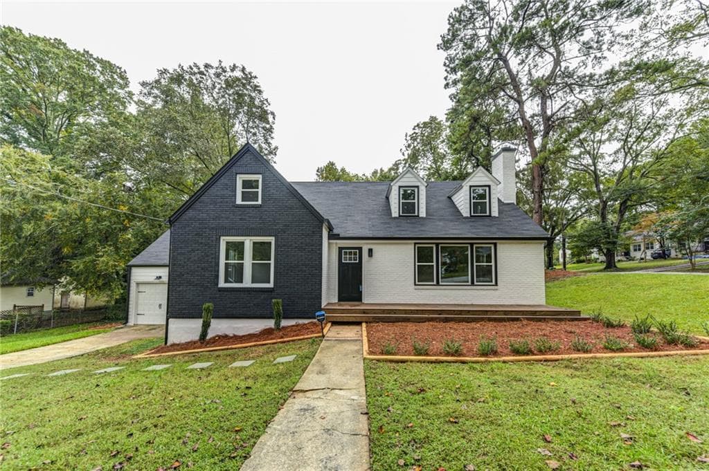3 bedroom, 2 bathroom, 2,017 sq ft single family residence sold at 1806 Alvarado Terrace, Atlanta, GA 30310