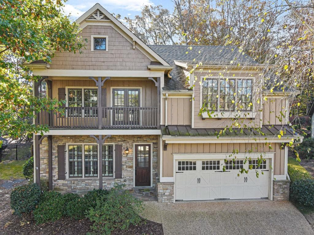 4 bedroom, 3 bathroom, 2,890 sq ft single family residence sold at 12112 Walnut Terrace, Alpharetta, GA 30004