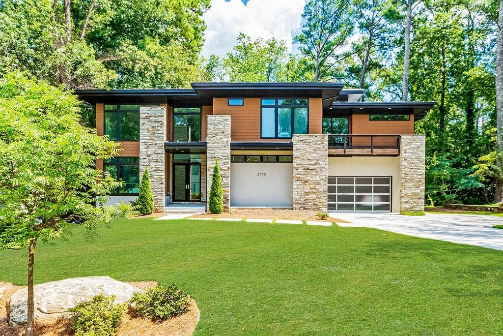 5 bedroom, 6 bathroom, 4,380 sq ft single family residence sold at 2175 Meadowcliff Drive, Atlanta, GA 30345