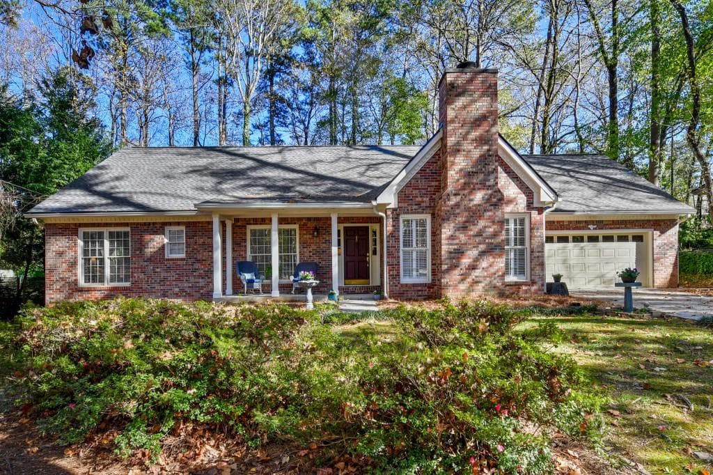 3 bedroom, 3 bathroom, 2,207 sq ft single family residence sold at 3803 Watkins Place, Brookhaven, GA 30319