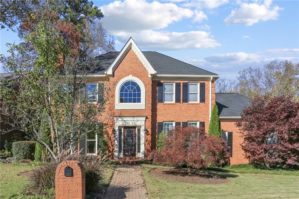 3 bedroom, 3 bathroom, 3,184 sq ft single family residence sold at 205 Embassy Court, Atlanta, GA 30328