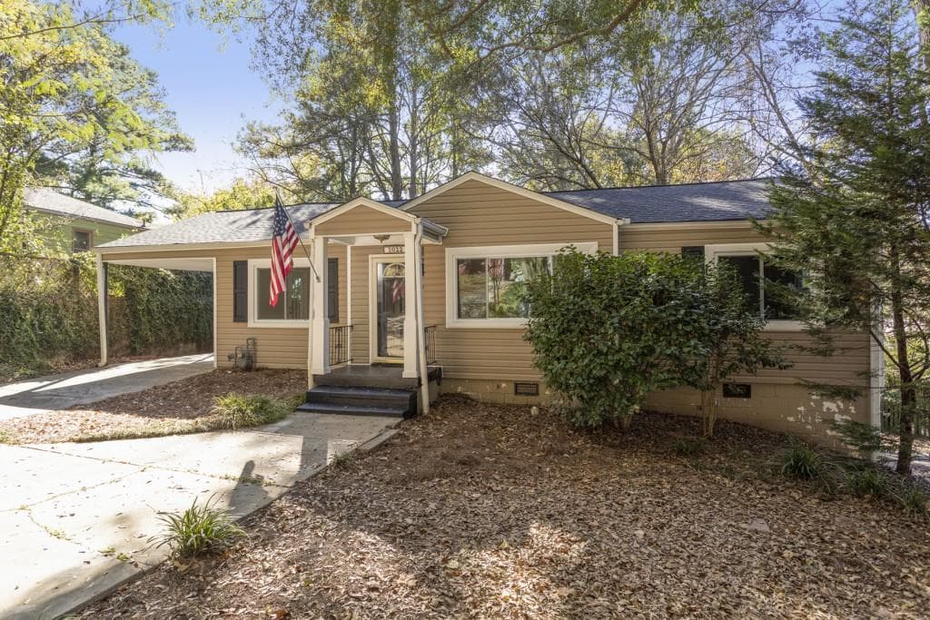 2 bedroom, 1 bathroom, 1,126 sq ft single family residence sold at 1022 Shepherds Lane, Atlanta, GA 30324